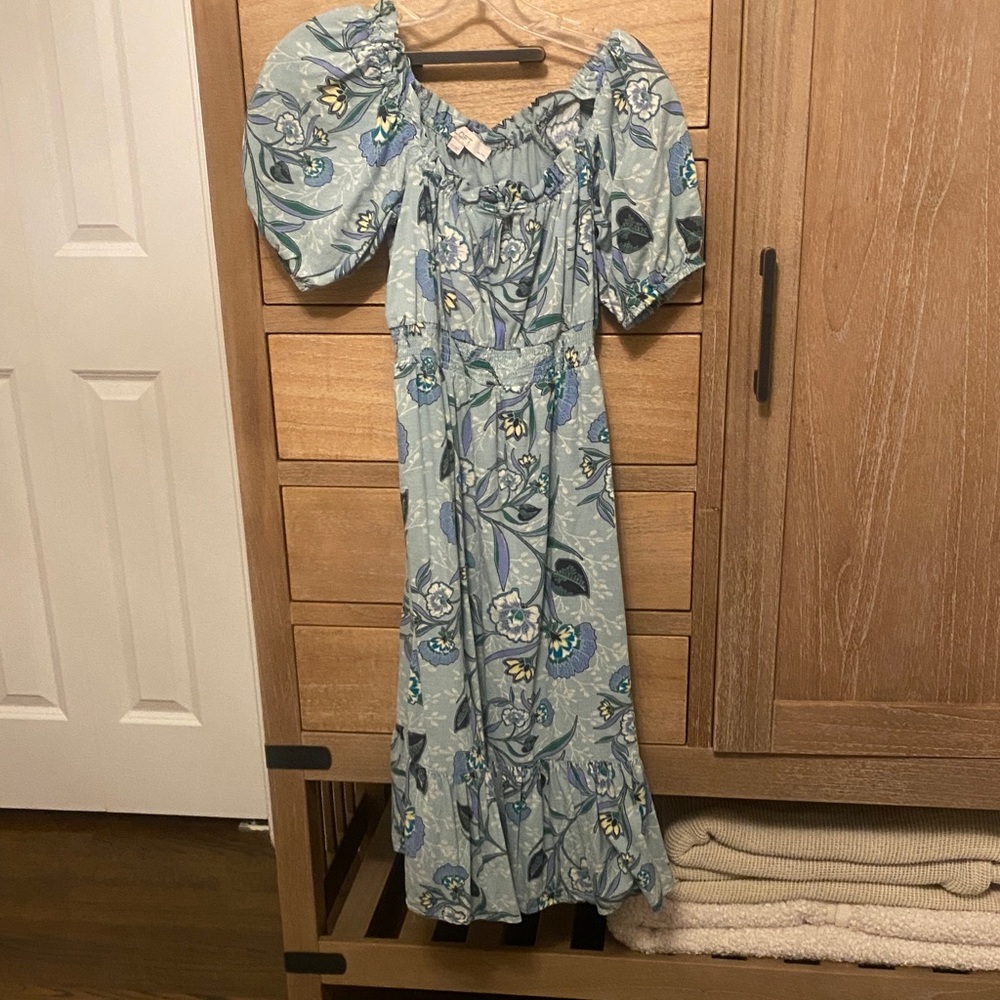 Loft Petite Floral Blue Puff Sleeve Dress